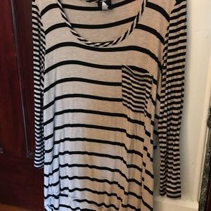 Long sleeve stripped top